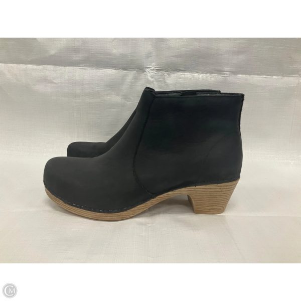 Boots Ankle Flats By Dansko In Black, Size: 7.5 Cheap